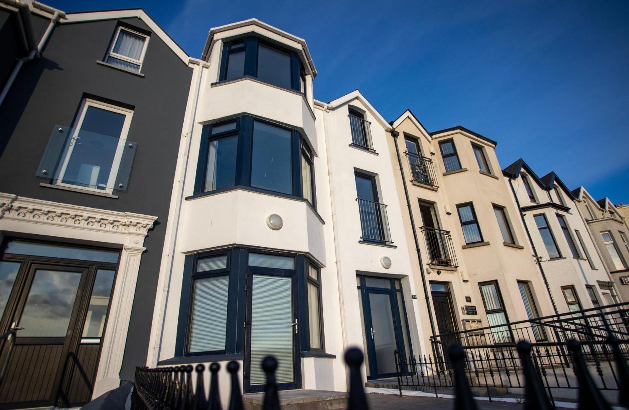 Sea Salt Six Lägenhet Portrush Exteriör bild